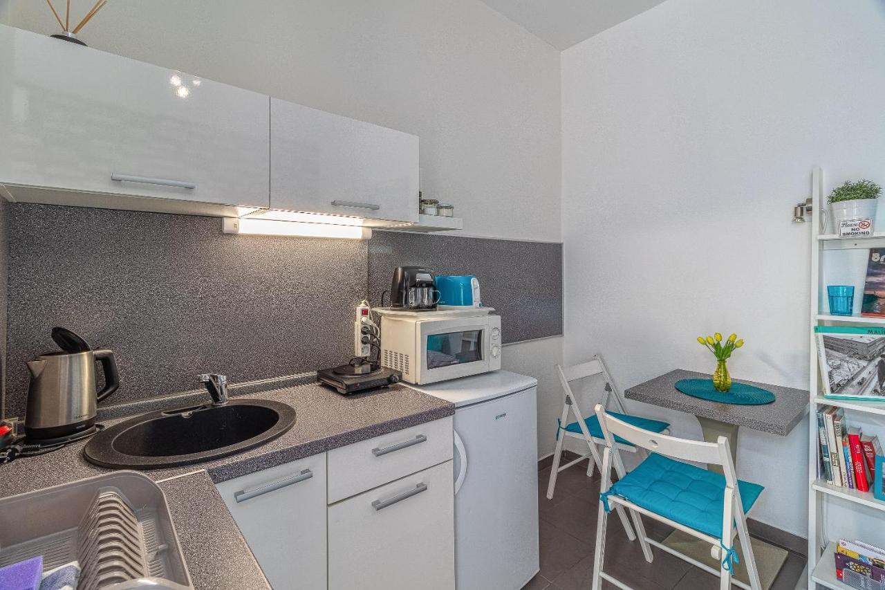 Bratislava -Apartment Near The City Center With A Balcony Eksteriør billede